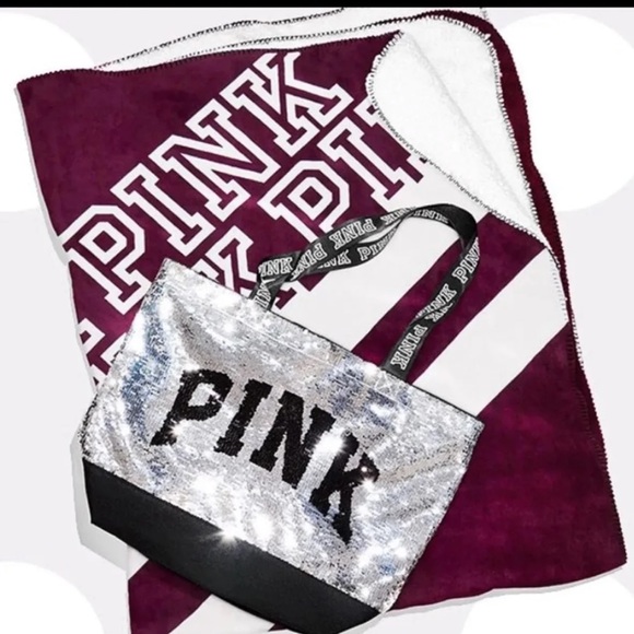 PINK Victoria's Secret Other - Victoria Secret Pink Sherpa and tote set